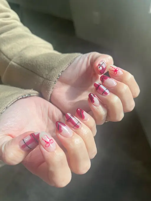 【2月15日限定6%OFFクーポン✨】ハンドネイル:Miku限定定額デザイン（付け替えオフ無料）