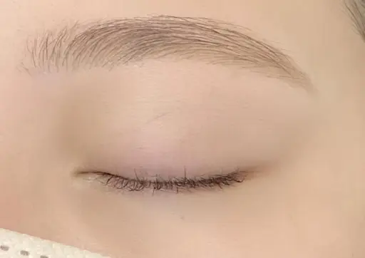 🆕 アイブロウスタイリング+【カット+wax】🎊