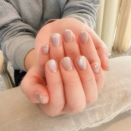 （（オフケア込み））定額ドレンドデザイン♡ニュアンス•ガラスフレンチ•マグネット