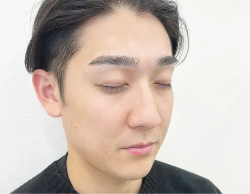 平日限定『✨️地域で初✨️のメンズ眉毛Wax👦』　　#メンズ眉毛#メンズアイブロウ