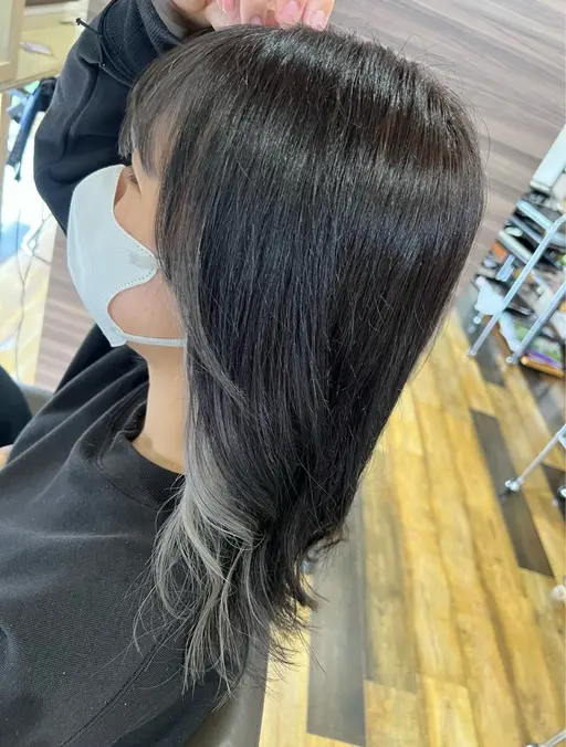 ☘️5名様限定メニューイヤリングカラー(インナーカラー)モデル募集