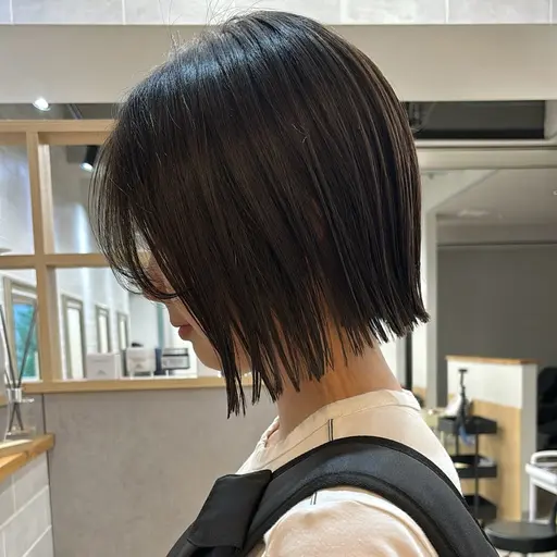 ❣️平日限定クーポン❣️似合わせカット＋カラー+艶トリートメント💫