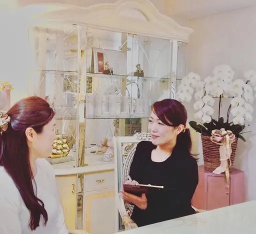 【化粧品迷子さんにはこれ☝️】自分に合った化粧品を探したい！結果の出る化粧品を使いたい！そんな方に半顔でお試し😘🪞