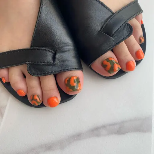 【オフケア込み】〈フット〉4本アート+ワンカラー🐾✨持ち込みOK‼️