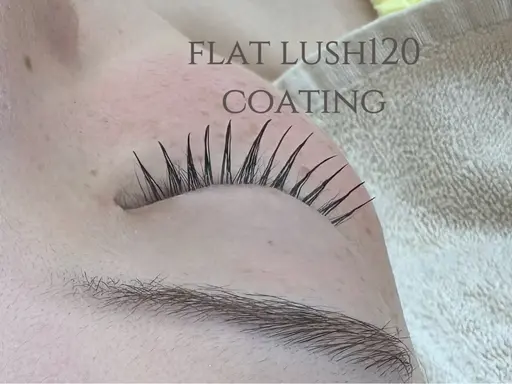 【🌟16日限定メニュー🌟】フラットエクステ130本までつけ放題+コーティング🌿《オフ込み》