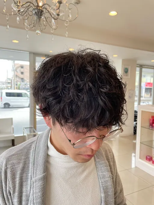 ✨1日1名限定大特価✨【メンズカット✕パーマ】✂️💈波巻き・ツイスパ・シャドウ・フェザー・ニュアンスなど