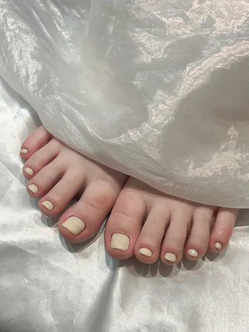 ミニモ特価🎀フットワンカラー、ラメグラ💅(オフあり)