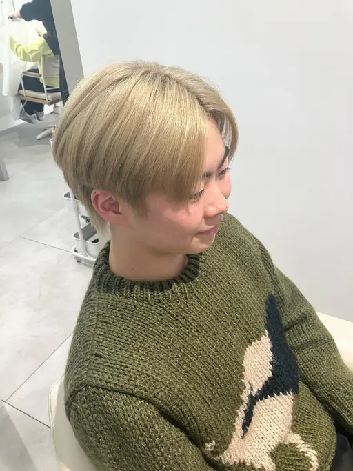 今だけヘアカラーで楽しい日々を！イメージチェンジしませんか👍☀️変わりたい方大歓迎👍