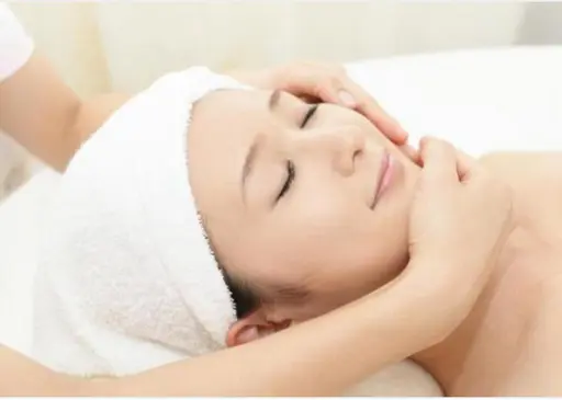 【大人女子の肌悩みを解決‼️】ハリツヤ弾力コース(選べるパック&肌悩み別美容液付)なめらかで弾むようなハリ感のあるお肌へ