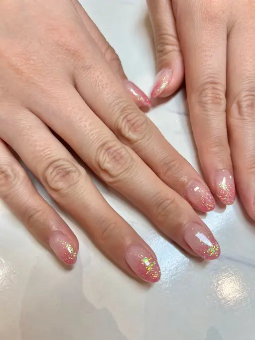 1月20日14:15~17:15ワンカラー、ラメグラデーション、フットワンカラー⚠️ラメグラは根本クリア