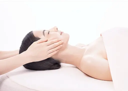 フェイシャル&デコルテ🉐今だけ特別価格10月末まで✨