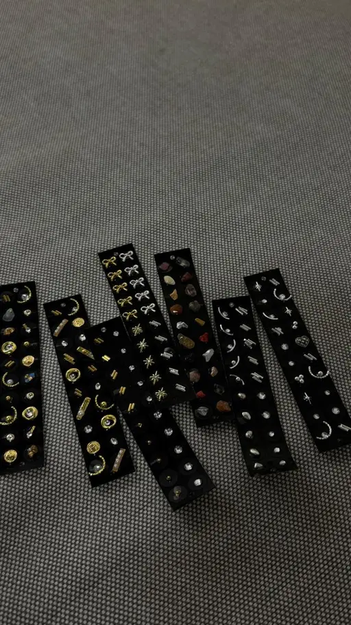 耳ツボ👂🤍片耳5個ずつ🤍(両耳で10個)