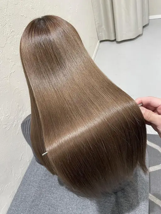 縮毛矯正モデル