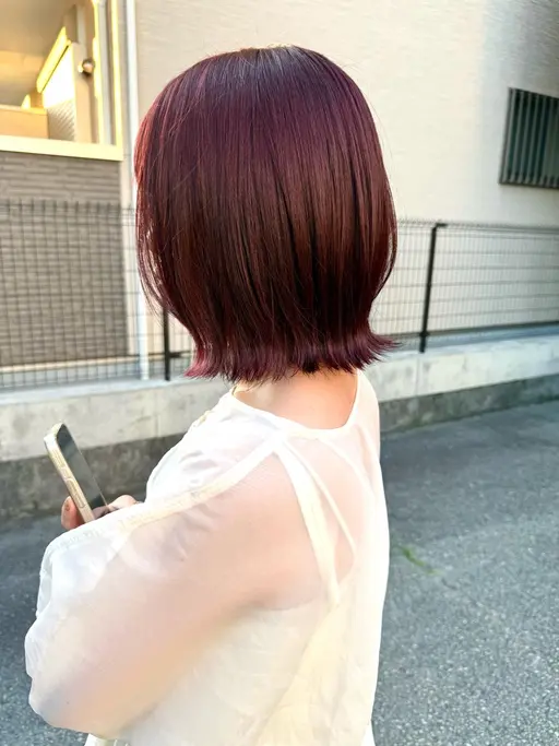 ダメージレス艶カラー✨️＋3種トリートメント🌼内部補修トリートメントで毛先までしっとり潤いのある髪の毛へ🫧