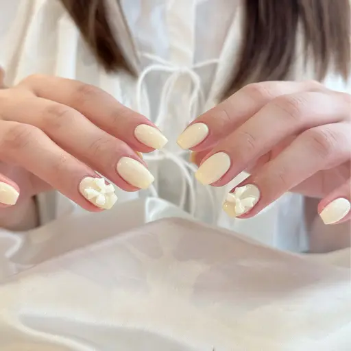 《30日限定✨》ワンカラー(ラメも可)🍓🤍