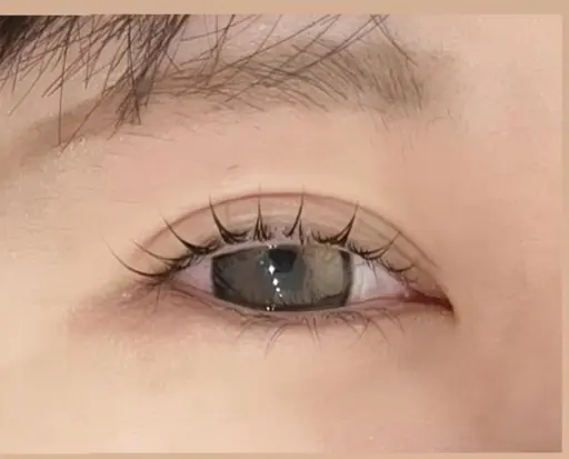 🌸パリジェンヌラッシュリフト🌸束感まつげパーマ💫80度立ち上げ×ぱっちり上向き《平塚駅》