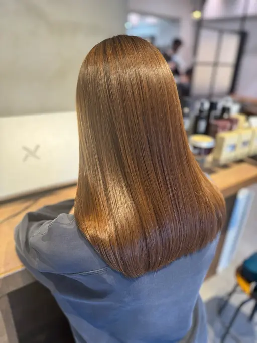 🐬ミニモ限定オリジナル🐬カット＋極潤ヒアルロン酸カラー+トリートメント🩵