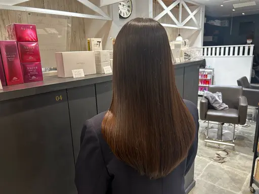 低ダメージ⭐︎カット+酸性縮毛矯正🌏