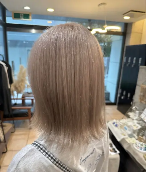 【♡ミニモ限定メニュー♡】26日9時​〜​13時限定メニュー 🌸なりたい色を叶える👀✨ブリーチ込Wカラー