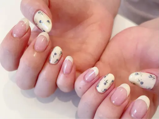 【華やかな指先へ】贅沢デザイン定額 ※オフあり