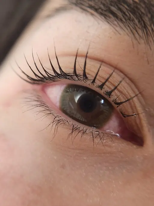 【3日間限定21~23日】流行りのデザイン　まつ毛パーマ4600円→3000円