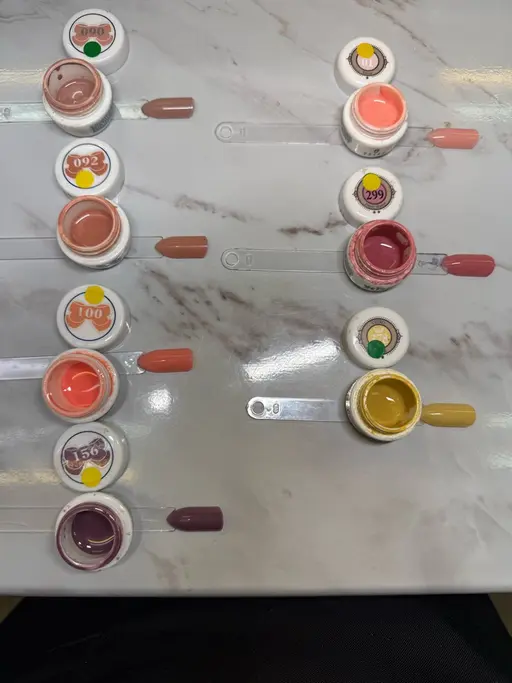 無料ハンドモデル⭐︎オフ有りワンカラー🌼日時につきましては掲載内容をご確認ください