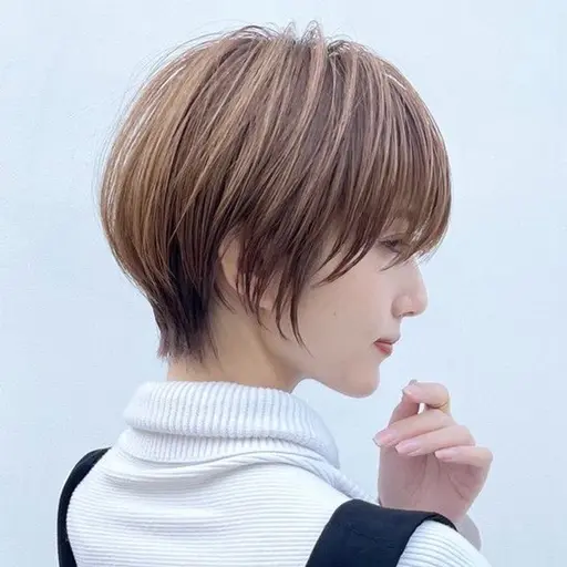 レザーカットでつくる、柔らかい質感のショートボブ✂︎