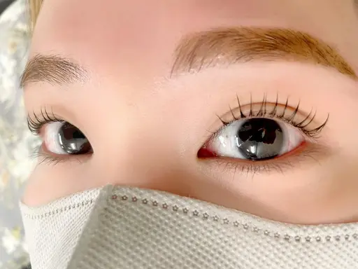 ラッシュリフト（まつげパーマ）