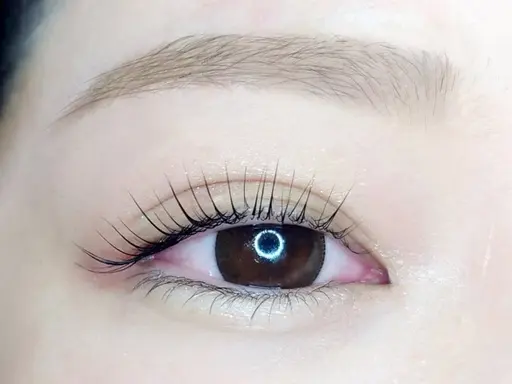 【上まつ毛パーマ】🎀パリジェンヌ・束感パーマ変更可✨ロット多数あり🎀