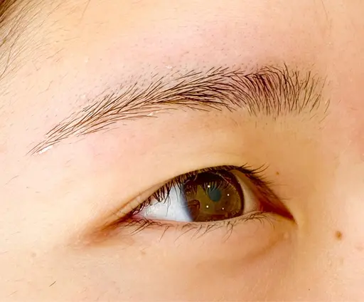 ワックス脱毛  間引き  眉メイク