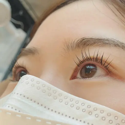 🌟パリジェンヌラッシュリフト🌟(メーテルロッドにご変更可🙆♀️)