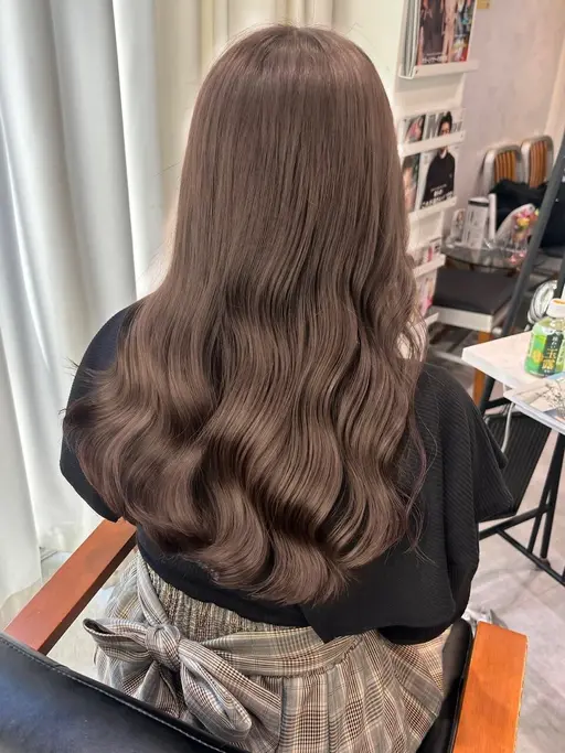艶カラー＋髪質改善トリートメント🪽🩵　(U30)