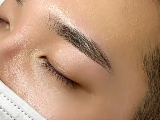 【平日限定】特別クーポン🗣️メンズ🚹アイブロウ✍🏻〰︎︎似合わせ骨格眉毛Wax 3400円