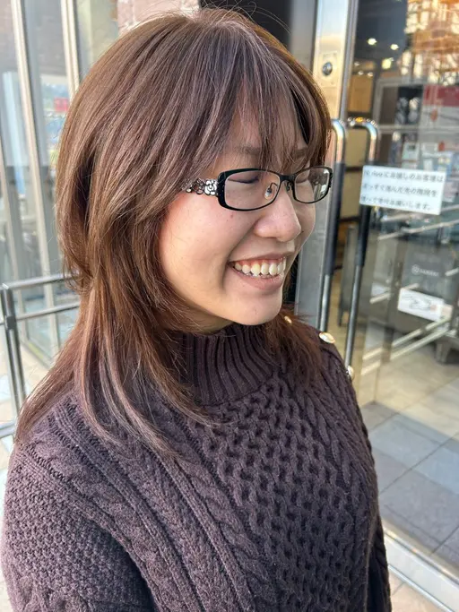 新規様🌕カット＆ケアカラー　スパ、トリートメントは各1000 肩下ロング料金ありか、