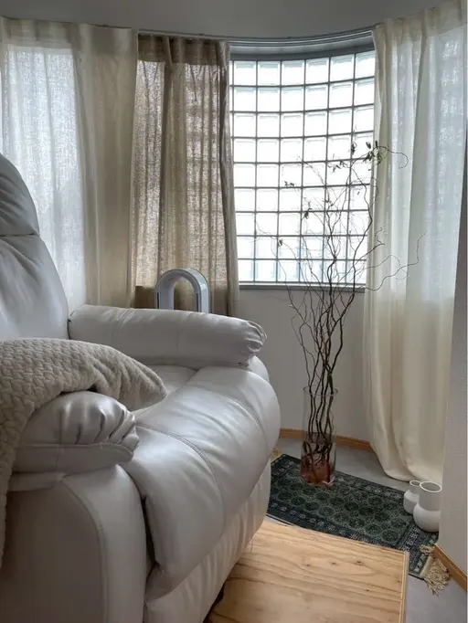 【完全無料】大人女性専門・高単価サロンの上質マツエク！