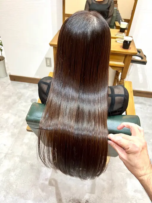 《2月限定》《4時間半》髪質改善縮毛矯正(ストレート)￥24800→￥12900 ロング料金別途¥1000​〜​