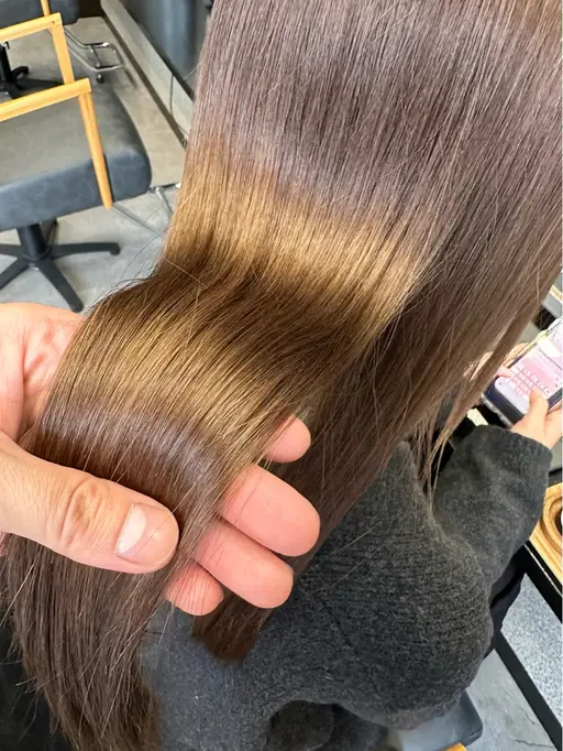【U18学割特別メニュー🌸】初カラーでも透明感抜群!!💎ブリーチなしダブルカラー+質感再生トリートメント