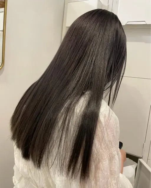 アディクシーカラー＋Aujuaトリートメント(注意事項ご確認お願い致します）