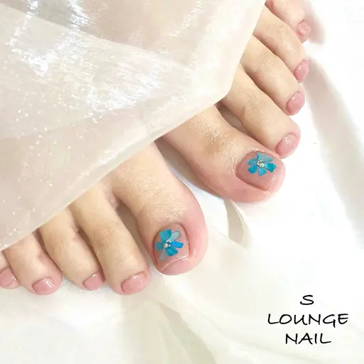 3月限定！フットネイル限定！素足でお出かけが始まる前にフットネイル先取りクーポン！どのメニューも10％オフです！