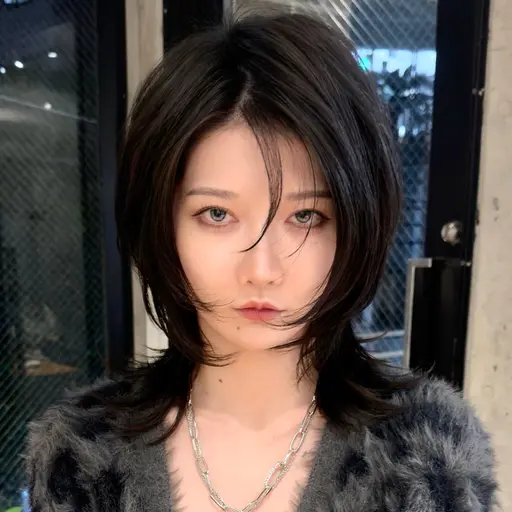 ウルフカット＋ポイントブリーチ＋トリートメント