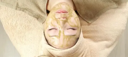 《初回》【痛くないハーブピーリング🌿】ダウンタイムなし‼️本気の肌質改善💎