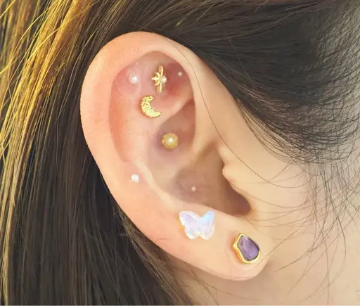 ミニモ限定！大人気⭐️耳ツボジュエリー付け放題【ネイルも一緒にご予約されると通常より30%OFF】