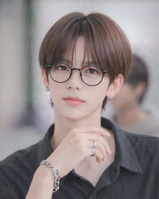 【期間限定クーポン】曲がる縮毛矯正+カット🫧