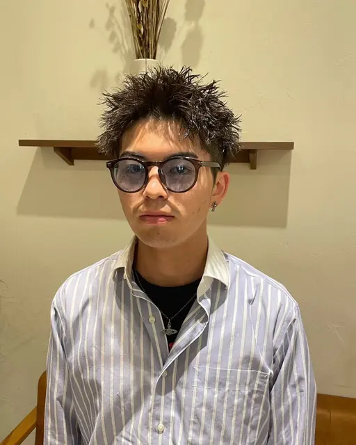 ❄️《メンズ限定クーポン》⭐️カット+ワンカラー+5分ヘッドスパ