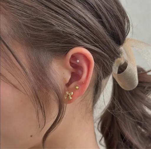 耳つぼジュエリー👂💎10粒¥4000