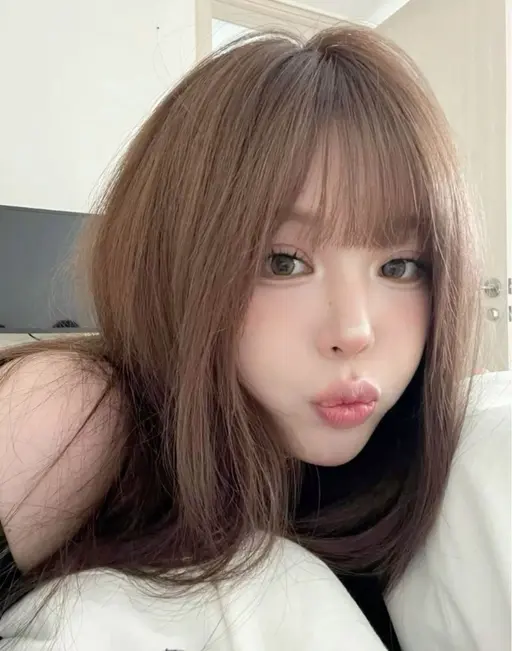 【🤍U-24限定🤍】🎀カット+透明感ワンカラー+オリジナルトリートメント+コテ巻き仕上げ🎀🤍