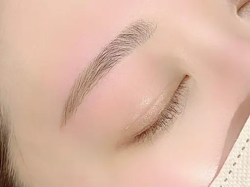 【急募】アイブロウワックス　本日6日10時~、12時​〜​、2名限定！