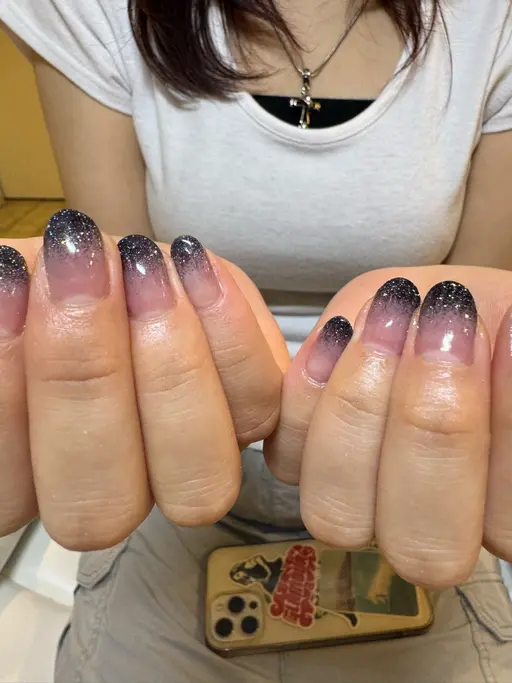 ‼️¥440‼️2/26 17:00 【10代~20代前半限定ラメグラモデル募集💘】※現在のお爪の状態を写真送付