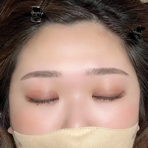 【練習モデル】アイブロウWAX✨眉毛WAX脱毛・眉デザイン・メイク仕上げ骨格やお顔のバランスに合わせて眉毛を整えます✨