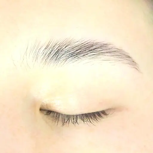 ブロウラミネーション眉シャンプー+フリーハンドWAX付